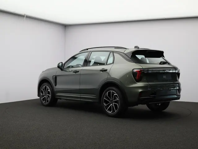 Lynk & Co 01 1.5 Core 2025 Hybride Benzine 31