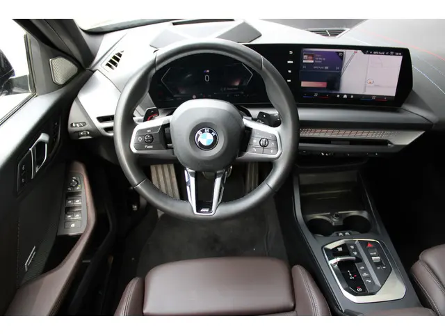 BMW 1 Serie 120 M Sport Automaat 2024 Benzine 16