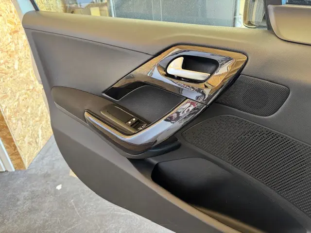 Peugeot 208 1.2 VTi Active 2012 Benzine 11