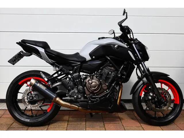 Yamaha MT 07 | MT-07 ABS FULL MIVV EXHAUST 2019 Benzine