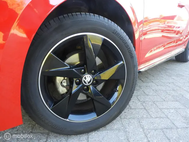 Škoda Kamiq 1.0 TSI Monte Carlo edition 2021 Benzine 6