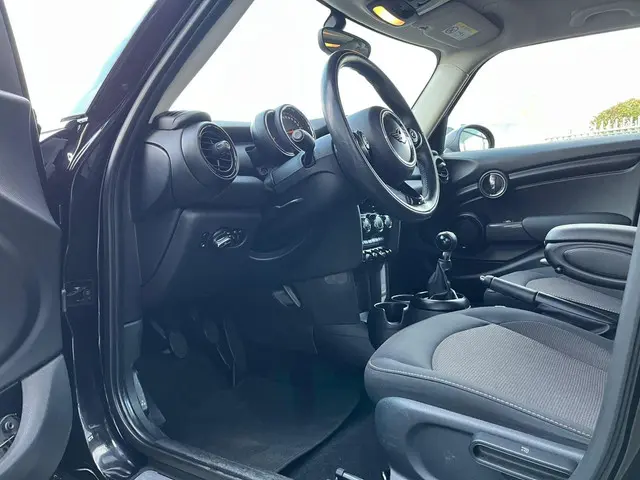 MINI One Mini 1.5 2018 Benzine 24