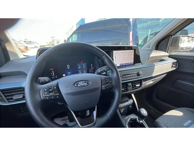 Ford Transit Courier 1.5 EcoBlue Active 2024 Diesel 30