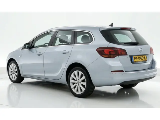Opel Astra Sports Tourer 1.4 Edition 2016 Benzine