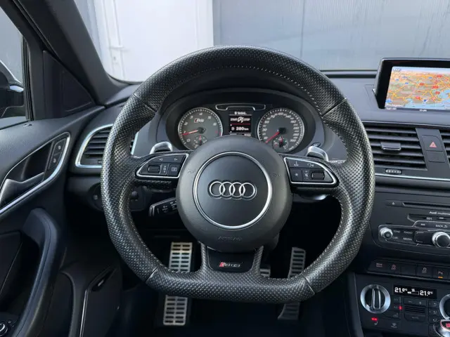 Audi RSQ3 2.5 TFSI RS Q3 quattro 2014 Benzine 33