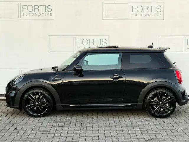 MINI Cooper Mini 1.5 John Cooper Works 2022 Benzine 12