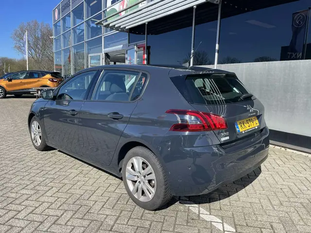 Peugeot 308 1.2 PureTech Active 2018 Benzine 2