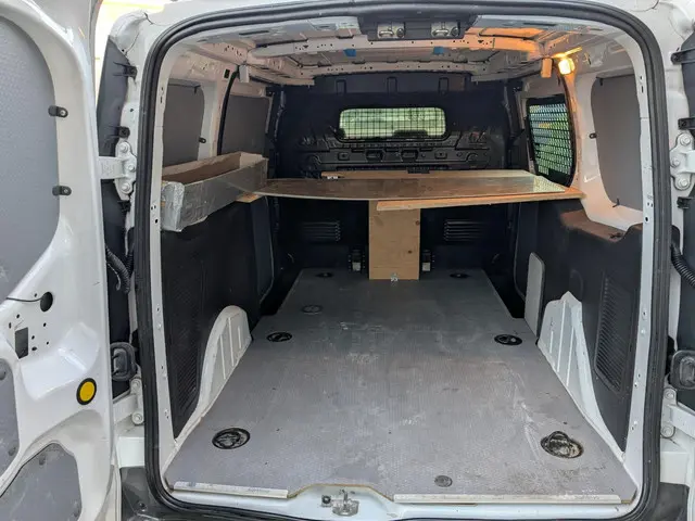 Ford Transit Connect 1.6 TDCI L2 Trend 2015 Diesel 8