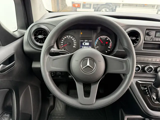 Mercedes-Benz eCitan 112 Pro 2024 Elektrisch 19
