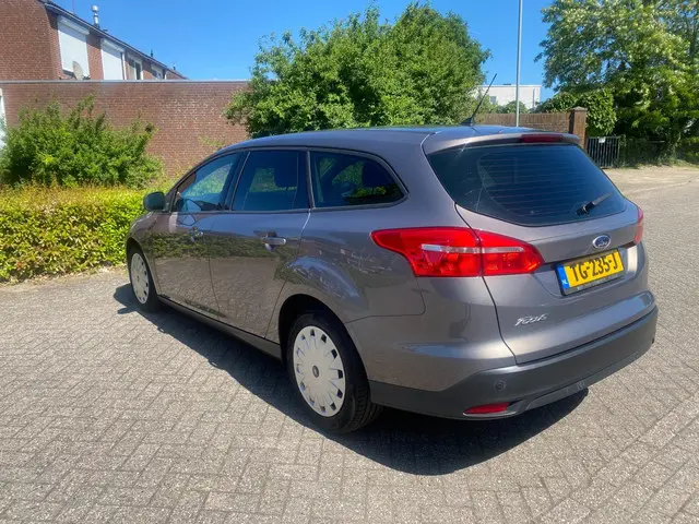 Ford Focus Wagon 1.5 TDCI Trend 2016 Diesel 4