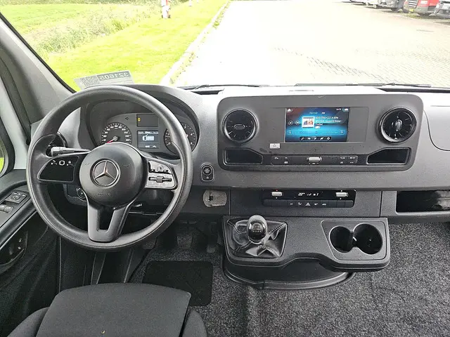 Mercedes-Benz Sprinter 311 2020 Diesel 8