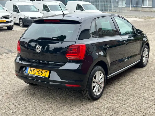 Volkswagen Polo 1.0 Trendline 2014 Benzine 4