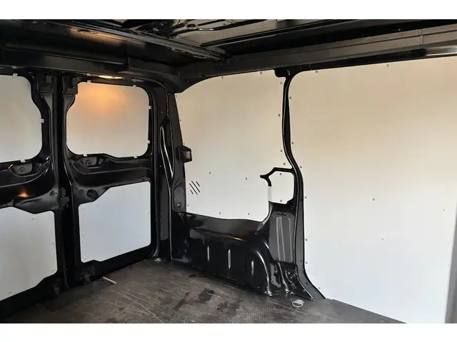 Toyota ProAce Compact 1.5 D-4D Navigator 2021 Diesel 10