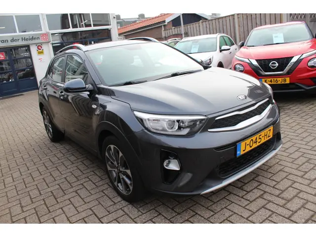 Kia Stonic 1.0 T-GDi DynamicLine automaat 2020 Benzine 8