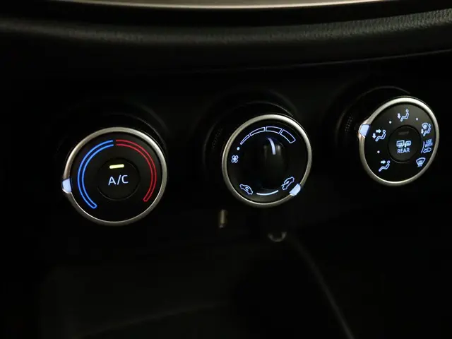 Toyota Aygo X 1.0 VVT-i MT Play 2023 Benzine 25