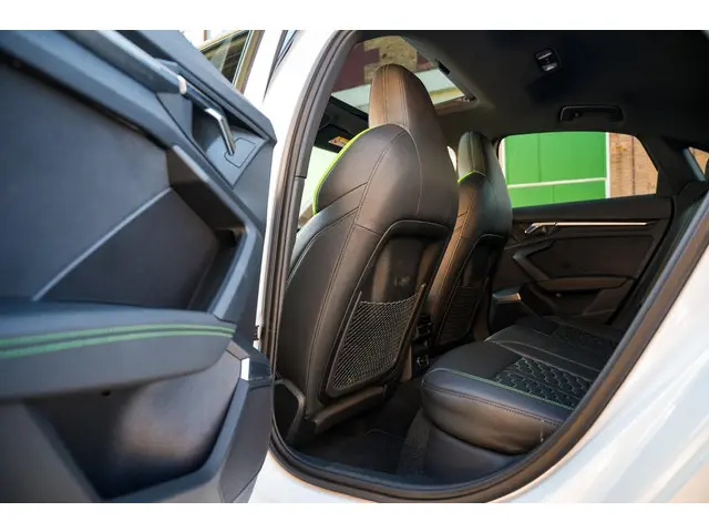 Audi RS3 Limousine 2.5 TFSI RS 3 quattro 2023 Benzine 41