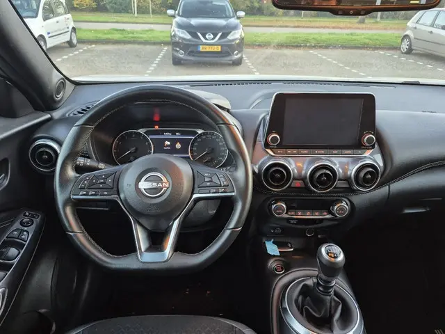 Nissan Juke 1.0 DIG-T N-Design 2023 Benzine 16