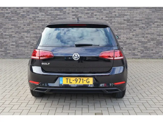 Volkswagen Golf 1.0 TSI Comfortline 2018 Benzine 4