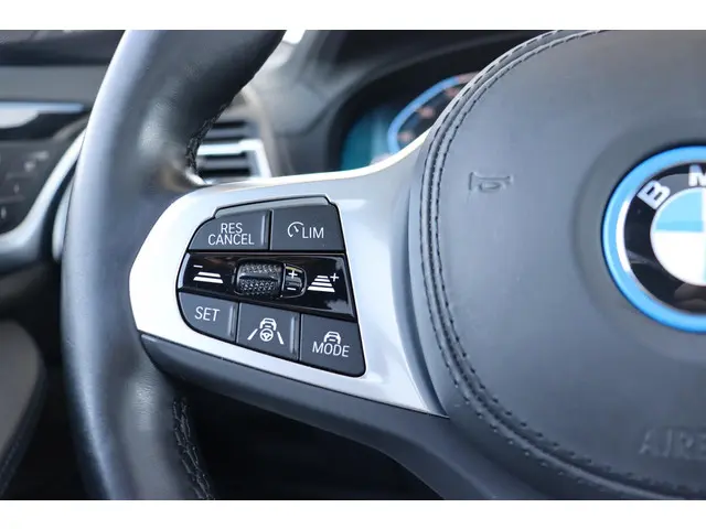 BMW iX3 High Executive 80 kWh 2023 Elektrisch 17