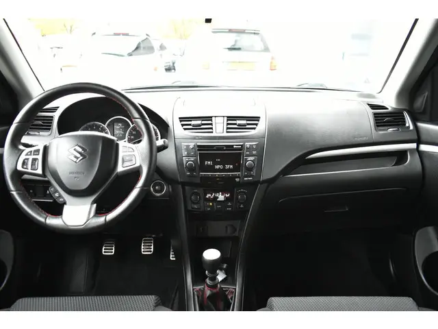 Suzuki Swift 1.6 Sport 2014 Benzine 13