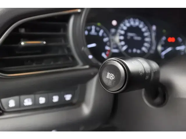 Mazda CX-30 2.0 X 186pk Automaat Luxury 2021 Benzine 18