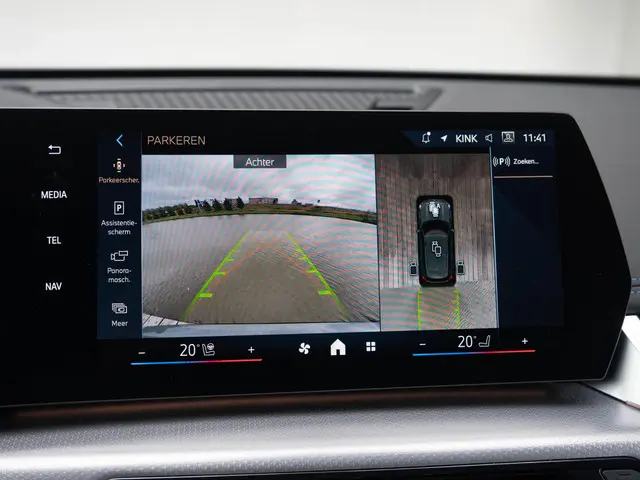 BMW X1 xDrive25e 2025 Hybride Benzine 42