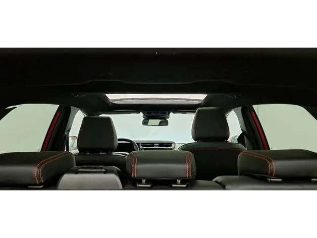 Ford Puma 1.0 EcoBoost Hybrid ST-Line X 2024 Benzine 24