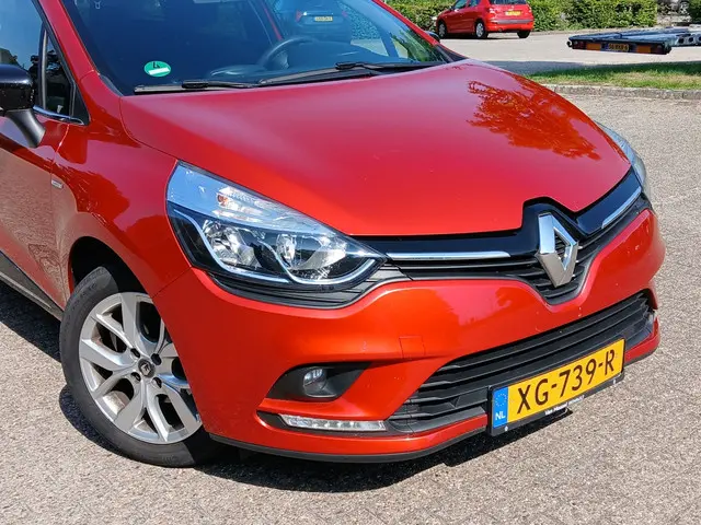 Renault Clio Estate 0.9 TCe Limited 2018 Benzine 5