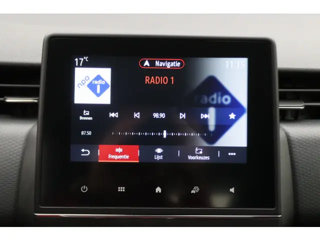 Renault Clio 1.0 TCe 90 Equilibre 2022 Benzine 37