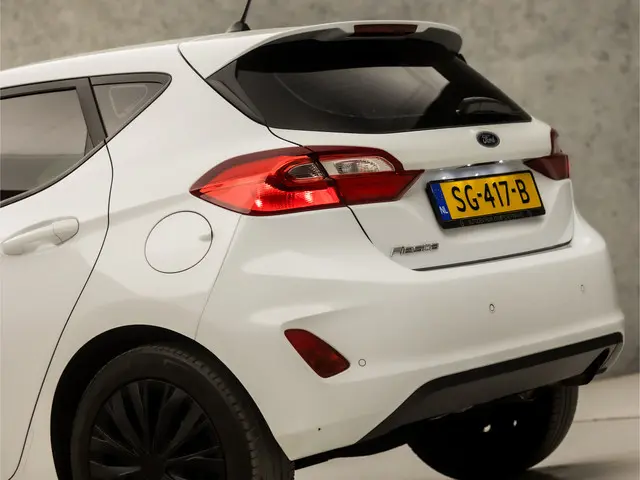 Ford Fiesta 1.1 Sport 2018 Benzine 29