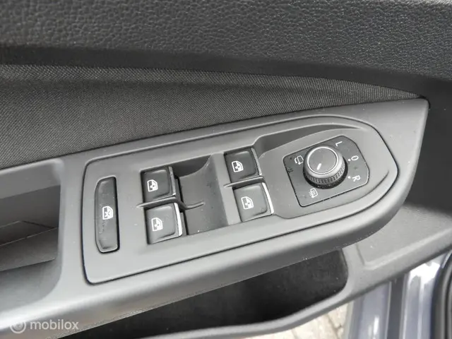 Volkswagen Golf Variant 1.5 eTSI 150 PK 2021 Benzine 28