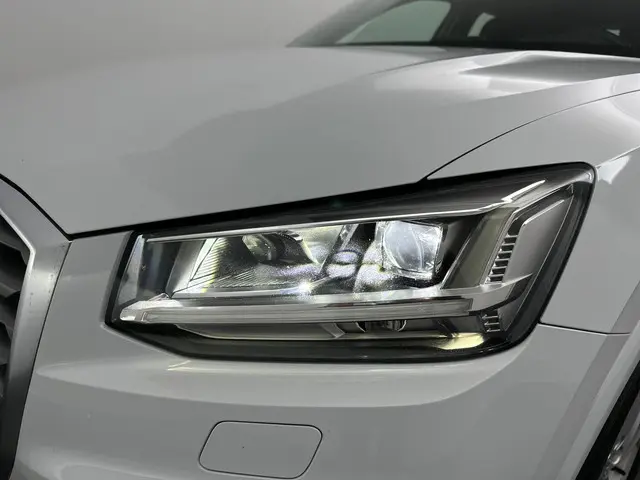 Audi Q2 35 TFSI CoD Automaat Virtual PDC 2019 Benzine 19