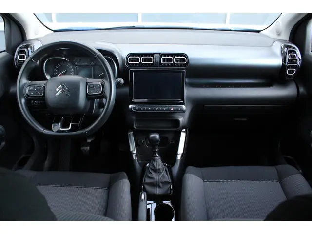 Citroën C3 Aircross 1.2 PureTech Shine 2021 Benzine 2