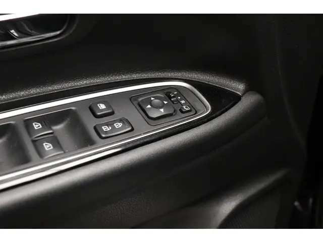 Mitsubishi Outlander 2.4 PHEV Pure 2019 Hybride Benzine 25