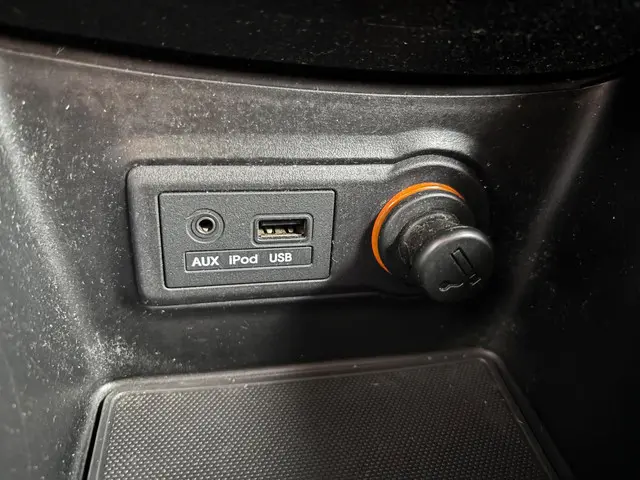 Kia Venga 1.4 CVVT EconomyLine 2015 Benzine 6