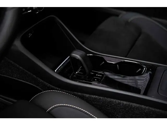 Volvo C40 Recharge Plus 69 kWh 2022 Elektrisch 27