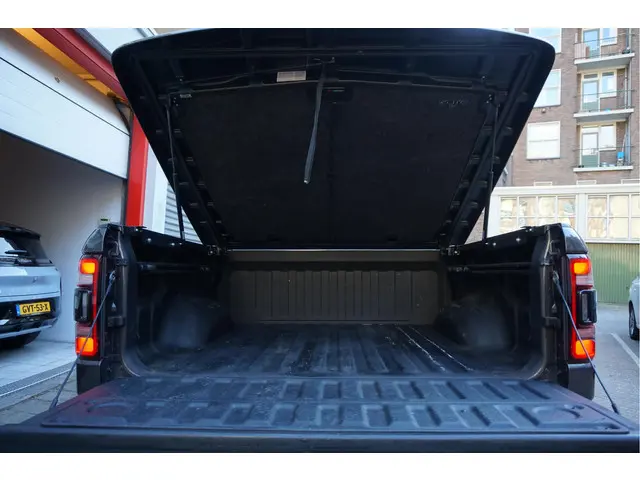 Dodge Ram 1500 5.7 V8 4x4 Rebel Sport 2020 LPG/Gas 30