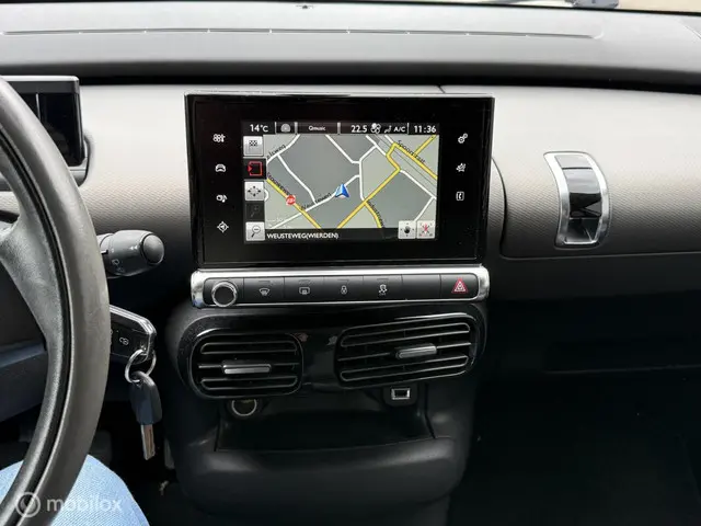 Citroën C4 Cactus 1.2 VTi Shine 2014 Benzine 16