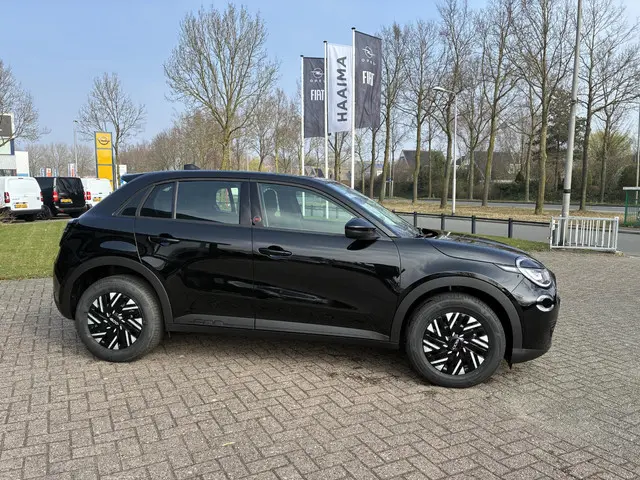 Fiat 600 600e RED 54 kWh 2025 Elektrisch 14