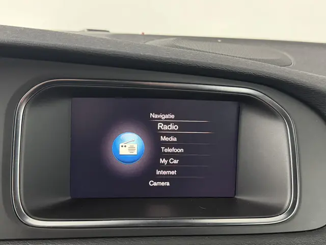 Volvo V40 1.5 T3 Polar+ Sport 2019 Benzine 40