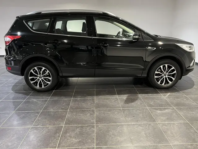Ford Kuga 1.5 EcoBoost Titanium 2018 Benzine 16