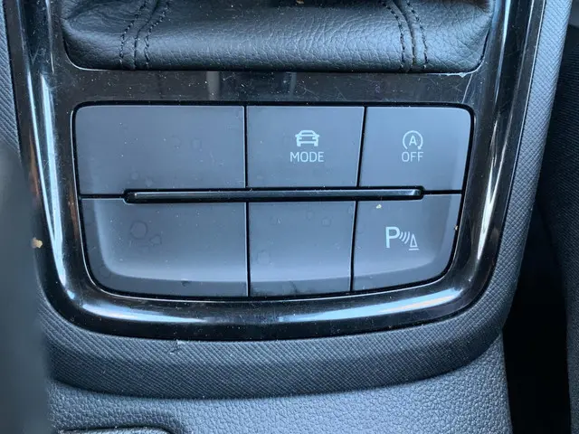 Škoda Kamiq 1.0 TSI Business Edition 2023 Benzine 26