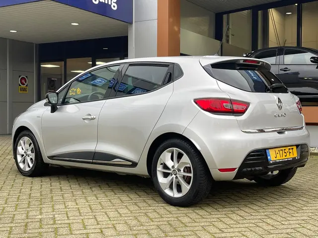 Renault Clio 0.9 TCe Limited 2018 Benzine 7