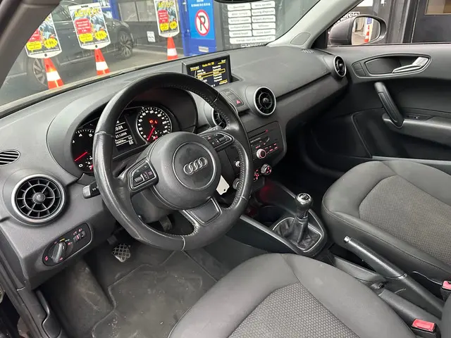 Audi A1 1.2 TFSI Pro Line S Clima 2013 Benzine 8