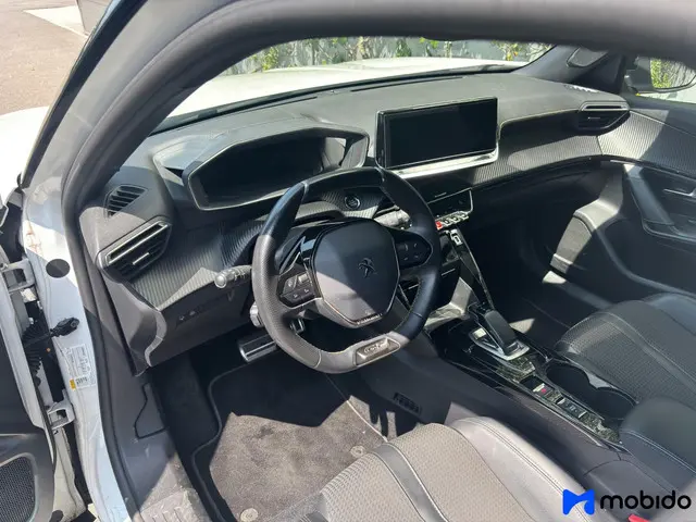 Peugeot e-2008 EV GT Pack 50 kWh 2020 Elektrisch 15