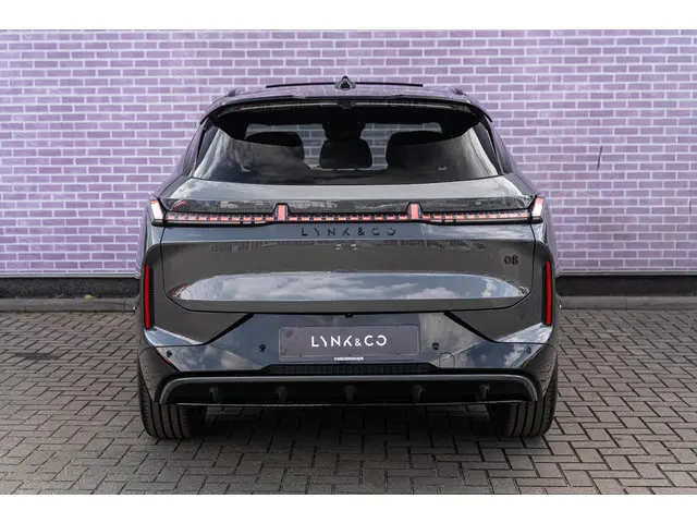 Lynk & Co 08 1.5 More 2025 Hybride Benzine 28