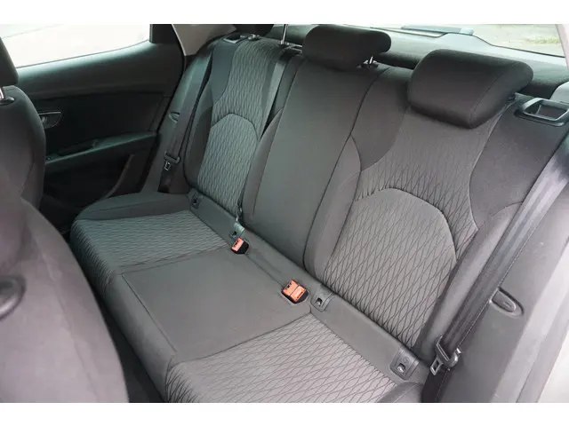 SEAT Leon 1.4 EcoTSI Style Connect 2016 Benzine 4