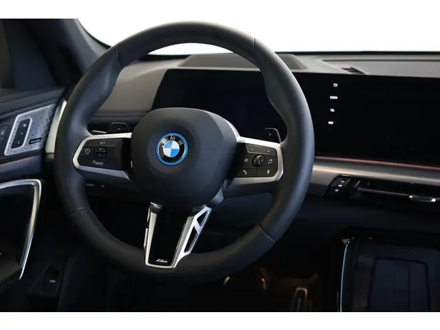 BMW X1 xDrive30e 2025 Hybride Benzine 10