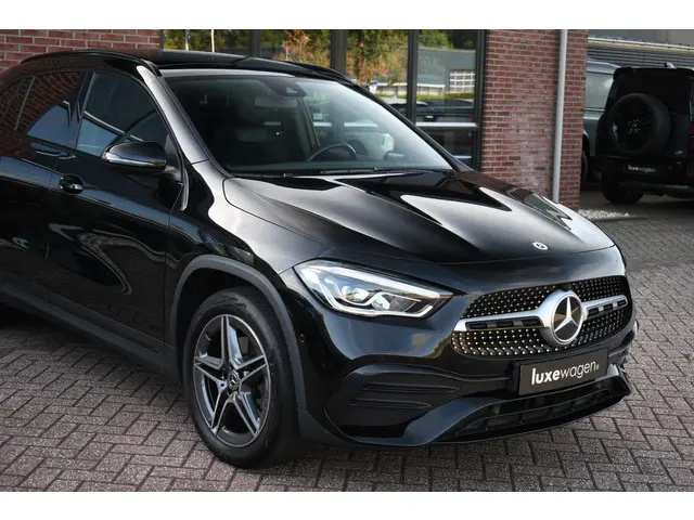Mercedes-Benz GLA 250 e AMG 2021 Hybride Benzine 54