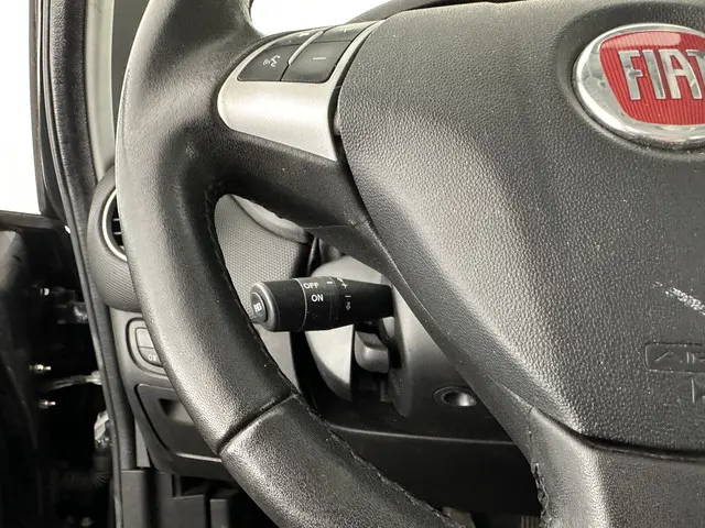 Fiat Punto Evo 1.3 M-Jet Street 2014 Diesel 18